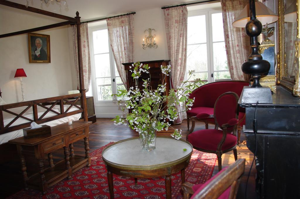 Chateau De Pommeuse الغرفة الصورة